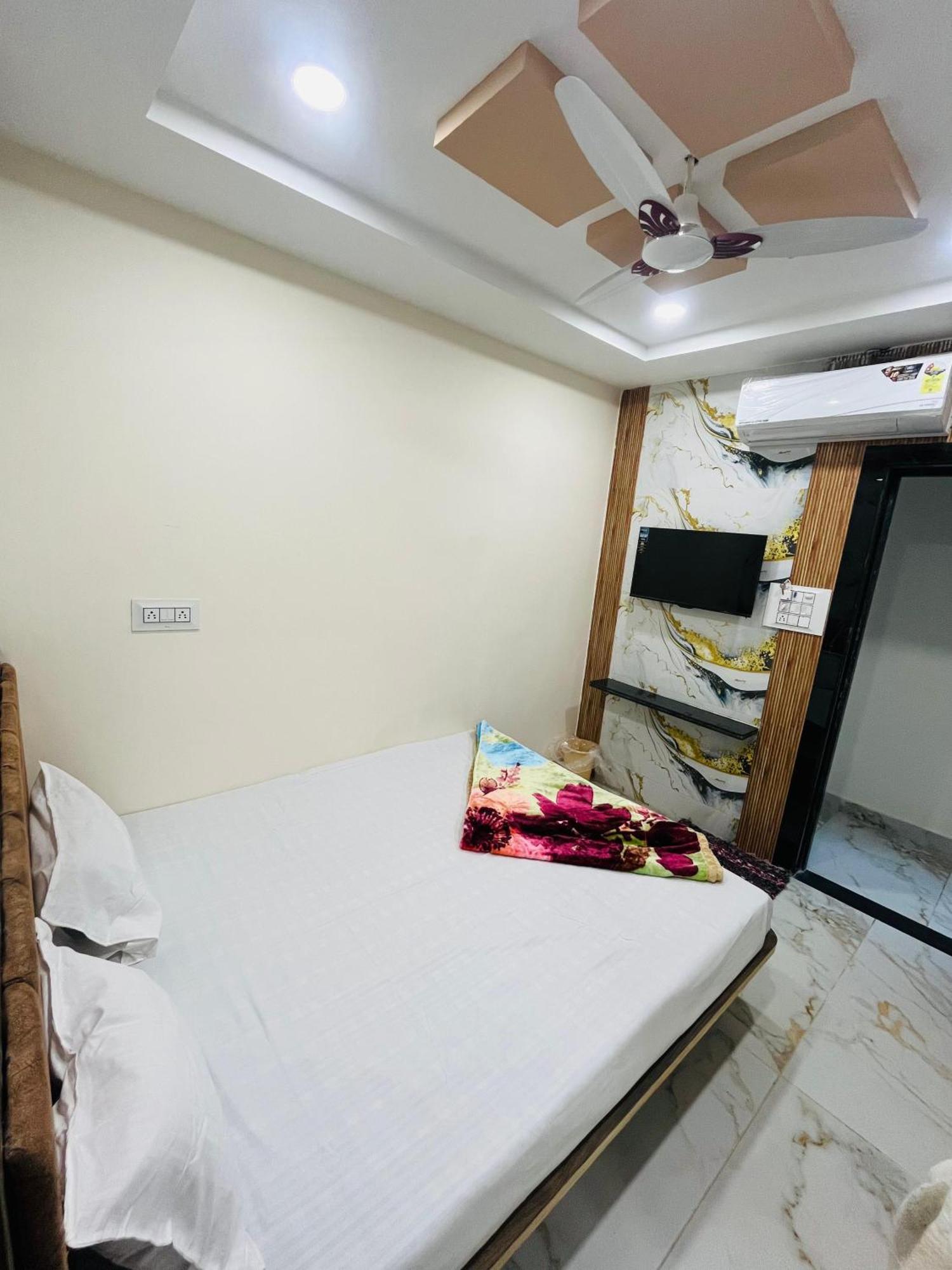 Hotel Sk Tower Ujjain Exterior photo